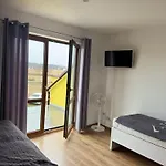 Tobi-pokoje Goscinne *