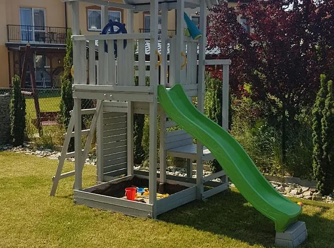 Tobi-pokoje Goscinne 民宿 莱鲍