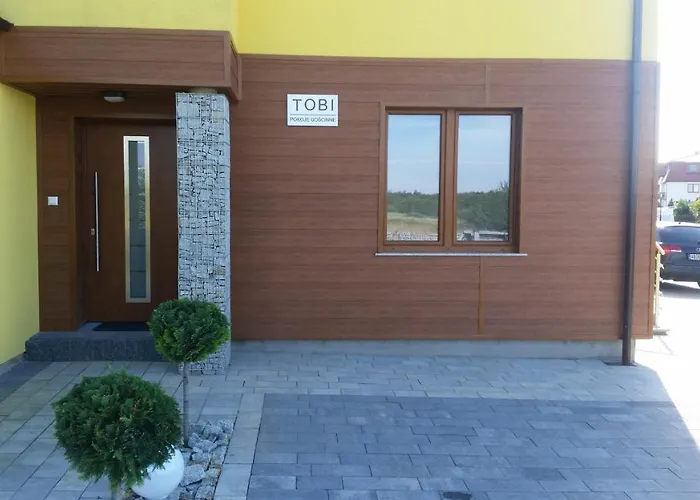 Tobi-pokoje Goscinne * 莱鲍